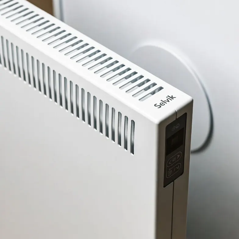 Biały konwektor elektryczny Selvik HEAT 2000 z panelem sterowania
